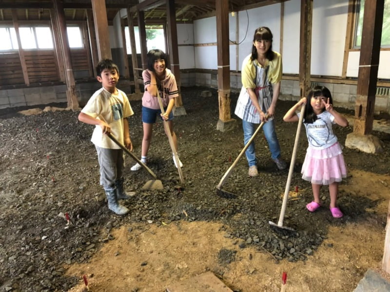 家族で家の改装